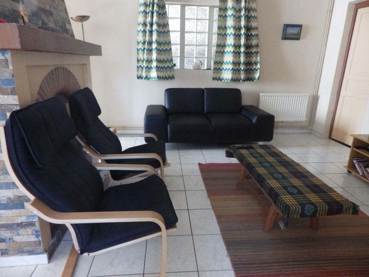Gite 32 Rue Du Huit Mai Freneuse  Exteriör bild